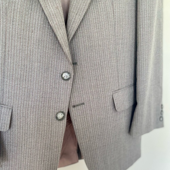 Vintage Grey Pinstripe Blazer - Picture 3 of 9